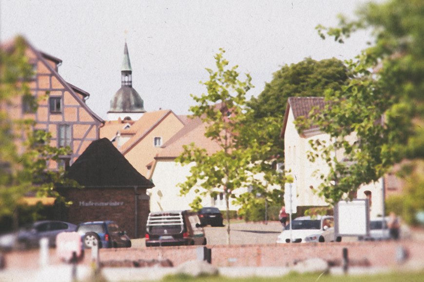 Die Gewichtung der Worte - Adorno*s Worte zum Wort