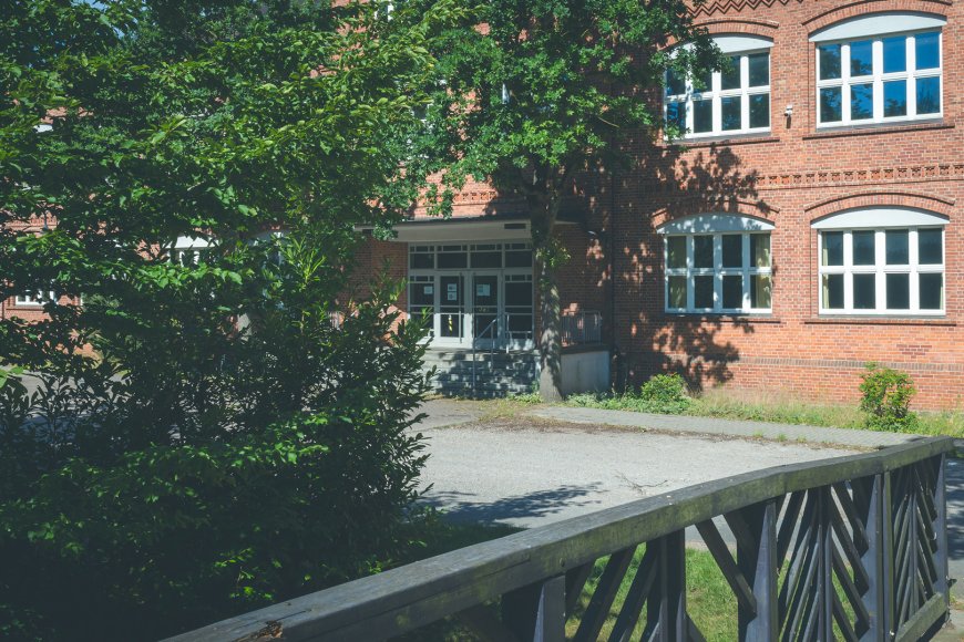 GEDANKEDUSCHE: Regionales Wissen für das Wohl der Menschheit