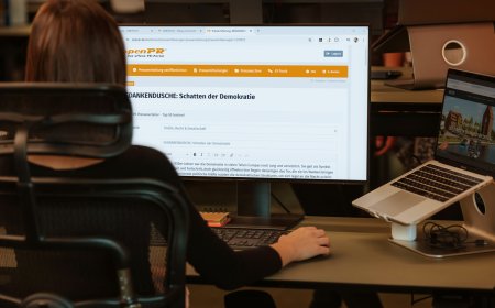 GEDANKENDUSCHE: Schatten der Demokratie (Pressevorlage)